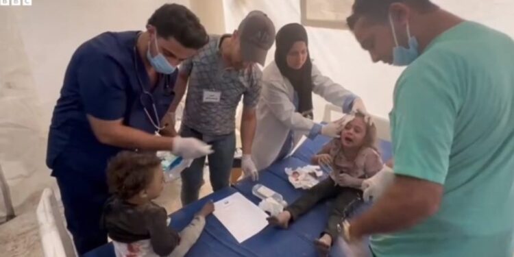 Pamje rrëqethëse nga Gaza, 5-vjeçarja mëson se motra e vogël…