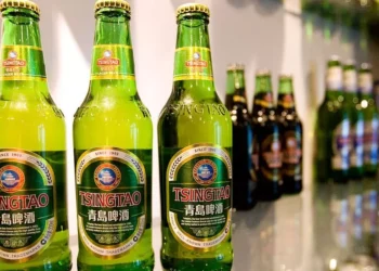 Video shows Chinese beer worker urinating into tank