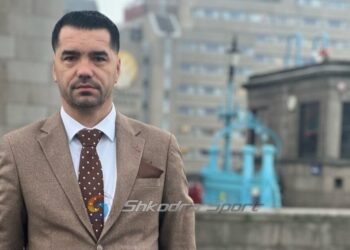 Humbi të bijën 17 vjeçe, Alban Hasani i përlotë të gjithë me atë çfar thoë pë mjekët
