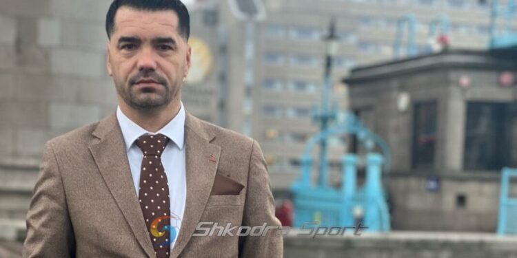 Humbi të bijën 17 vjeçe, Alban Hasani i përlotë të gjithë me atë çfar thoë pë mjekët