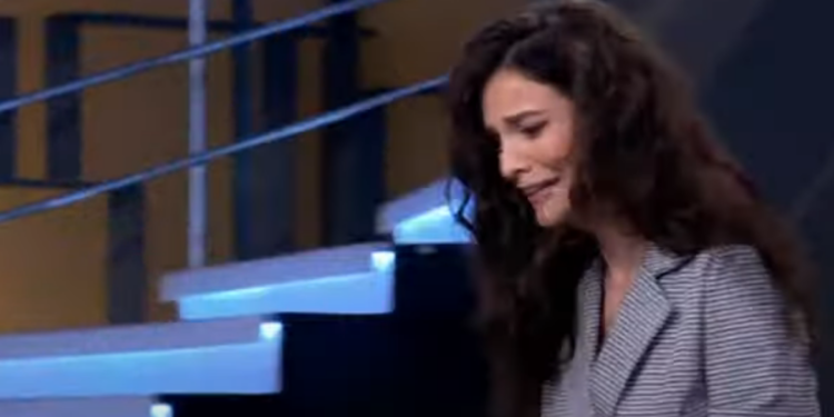 VIDEO/ Një gjarpër futet në studio, Diola Dosti dhe Eriola Doçi tremben për vdekje