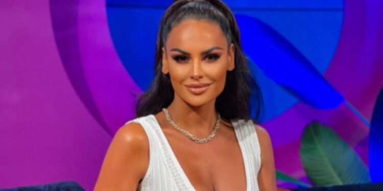 Juliana Nura: Djemtë janë thjesht isha