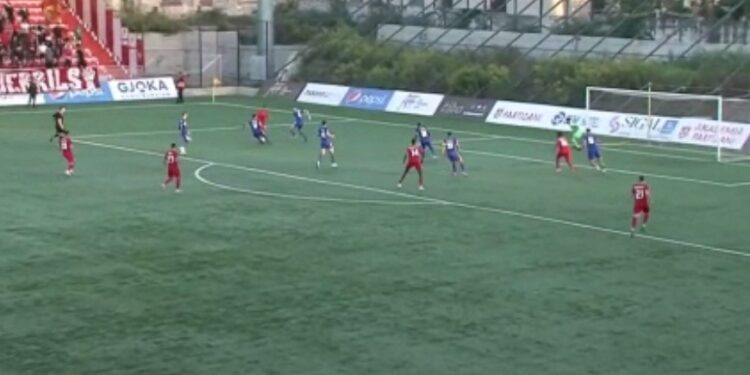 VIDEO/ Shikojeni 1000 herë. Edhe Messi do ta kishte zili, Cara shënon një euro gol