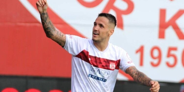 Gol spektakolar në shtesë, Manaj i jep fitoren skuadrës
