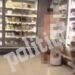 Klienti bën pazar nudo në një supermarket