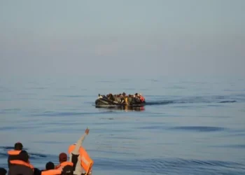 Shëtitje me anije, ja pse Meloni-Rama po bëjnë bllof me emigrantët