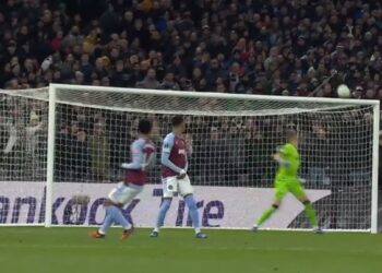 VIDEO/ Woww çfarë goli, Muçi shënon ndaj Aston Villës