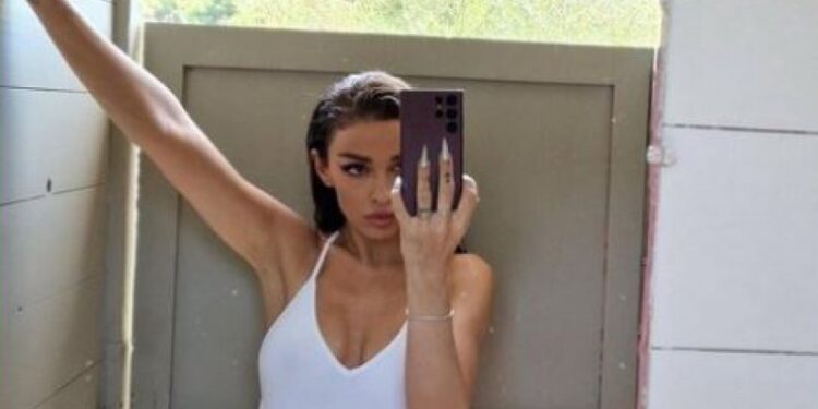 Eleni Foureira tregon pse e mbajti të fshehtë origjinën shqiptare