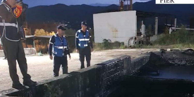 Fier – Vetëvritet pranë banesës së tij 27-vjeçari