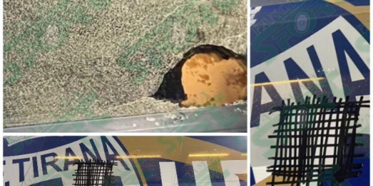 Sulmohet me gurë autobusi i futbollistëve të Tiranës në Korçë