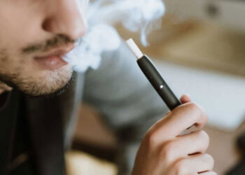 Australia nga janari ndalon cigaret elektronike