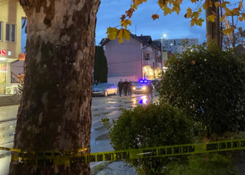 Grabitet argjendaria, policia shkëmben zjarr me grabitësit/ Detajet
