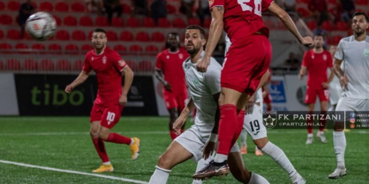 Kartonët e verdhë, tre titullarë të Partizanit janë në limite
