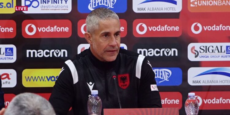 Sylvinho: Tifozët e kanë festë, për ne është punë
