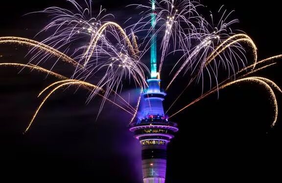 VIDEO/ Zelanda e Re, vendi i parë në botë që pret Vitin e Ri 2024