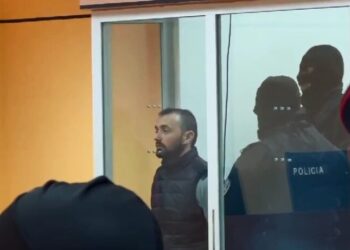 Misteri i armës që siguroi në burg Mjacaj dhe 4 takimet me Ildën që i solli ushqime