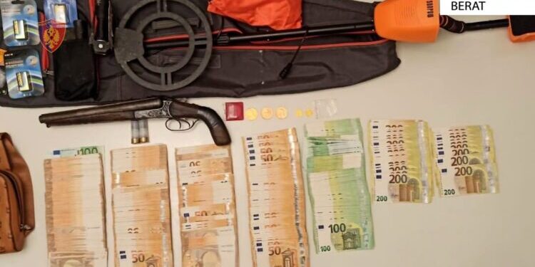 Arrestohet 31-vjeçari, sekuestrohen 5 monedha ari