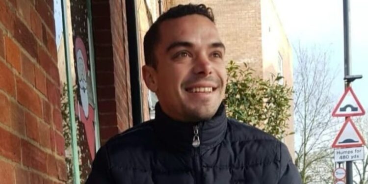 I dha fund jetës si azilkërkues në Angli. Motra tregon detaje tronditëse për 27-vjeçarin shqiptar!