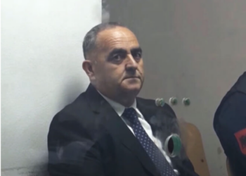 Fredi Beleri lë qelinë e burgut për disa orë. Ja arsyeja