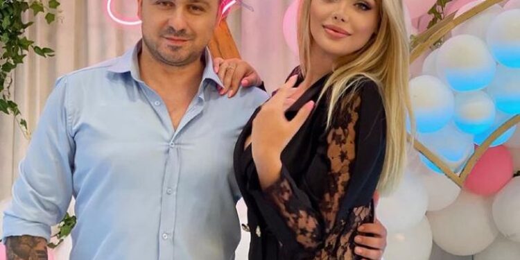 Djali i bashkëshortit ka ditëlindjen, ja si reagon këngëtarja/ FOTO