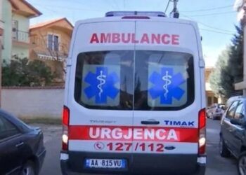 Makina përplas të miturin, dërgohet URGJENTISHT në spital, ja gjendja e tij