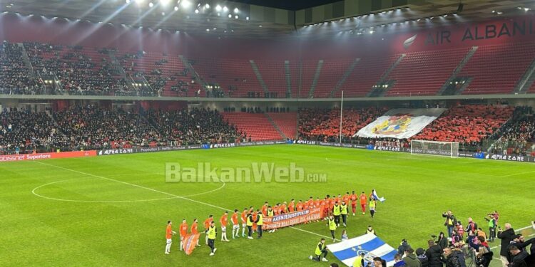 Nis me vonesë derbi, Tirana dhe Partizani synojnë triumf prestigji