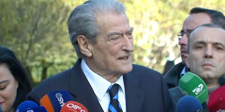 “Ne na mbetet Parlamenti, atyre turpi”, Berisha paralajmëron lëvizjen e radhës së opozitës: Masa të forta do merren në vijim!