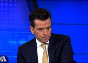 “Zbërthehet” Agron Shehaj: Po punoj për një alternativë të re politike, kam nisur takimet