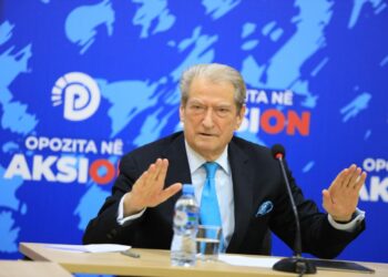 “Një Parlament pa zë”, Berisha reagon për ndryshimin e Rregullores: Rama është i aftë të propozojë çdo masë në Kuvend, mosbindja civile do të vazhdojë