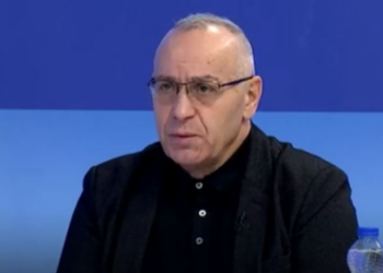 Presidenti i FFK-së tregon pse erdhën Daku e Muja te Shqipëria: S’mbajmë asnjë me zor! S’jam as që t’i “djegim” me…