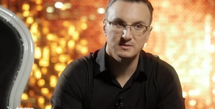 Humbja e së ëmës, Eno Popi rrëfen i prekur pengun që i ka mbetur…