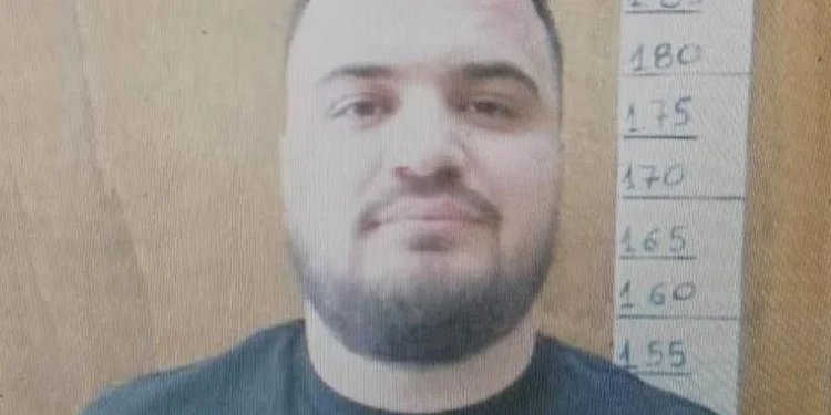 “Aldo Bare kërkon kokën time”, gazeta greke shkruan për kërkesën e Laert Haxhisë që vuri në lëvizje autoritetet dhe shumën e pretenduar për eliminimin e tij