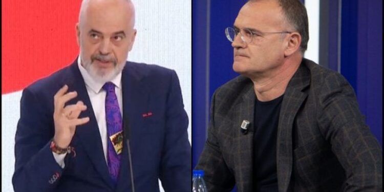 Andi Tela për Kongresin e PS: ‘Në tetë orë fjalime, nuk pati as tetë sekonda kritikë’