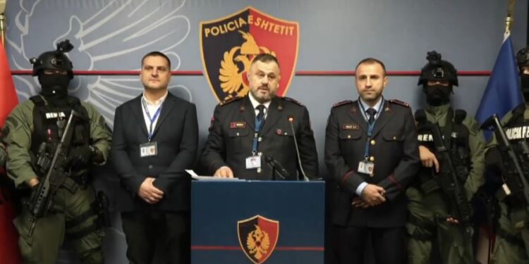 U sekuestruan rreth 500 kg drogë që trafikohej drejt Turqisë, kush janë 7 personat e arrestuar në Vlorë