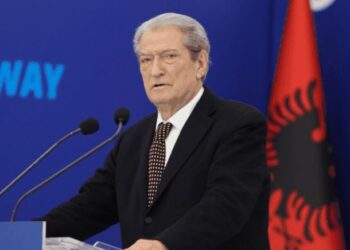 A do t’i hiqet imuniteti Berishës? Mblidhet sot Këshilli i Mandateve, opozita proteston para Kryesisë së Kuvendit. Çfarë pritet të ndodhë
