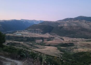 Migrimi i brendshëm shkreton qytete e fshatra, popullsia e 9 qarqeve drejt Tiranës dhe Durrësit