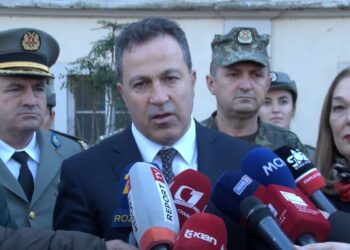 “Të përgatitemi për me të keqen”, çfarë ka dashur të thotë ministri i Mbrojtjes?