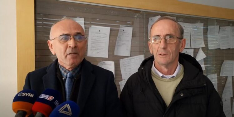 Jonada Avdiaj u përplas me skaf nga ish-polici, shtyhet për të tetën herë seanca gjyqësore, gjyshi i viktimës: Do jetë një dënim simbolik për autorin