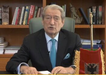 “Krimi kontrollon edhe qelitë më të sigurta të burgjeve”, Berisha hedh akuza të ashpra