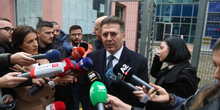 “Shkëlzen Berisha nuk ka asnjë lidhje me procesin”, Mediu përfundon dëshminë në GJKKO për Gërdecin: Dëshmitarët të tregojnë të vërtetën e tyre