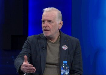 “Kufizimi i komunikimit, provë që SPAK ka frymëzim politik”, Pollo: Ja hapat që do të ndjekë opozita me Berishën nën arrest