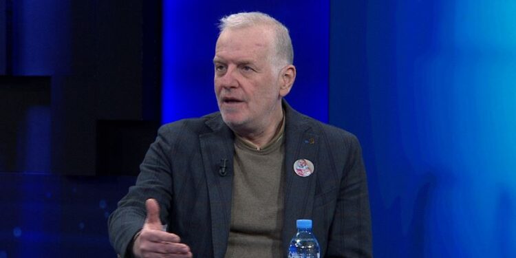 “Kufizimi i komunikimit, provë që SPAK ka frymëzim politik”, Pollo: Ja hapat që do të ndjekë opozita me Berishën nën arrest