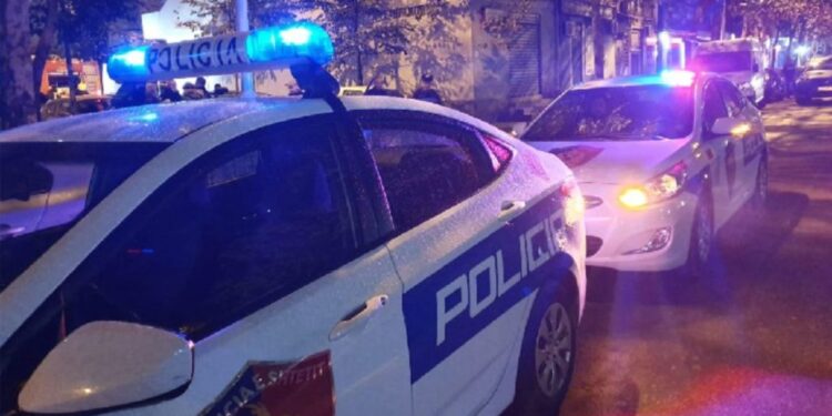 Aksident me vdekje në Librazhd, 57-vjeçari humb jetën pasi automjeti i tij del nga rruga