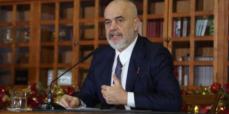 “Beqaj sapo u vu nën akuzë, iku nga detyra”, Rama i prerë: Zyra e tij s’ka marrë fonde nga BE!