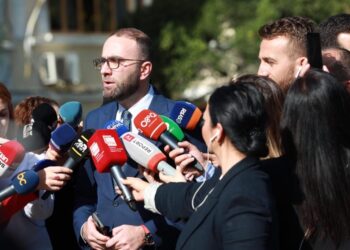 Berisha vendoset në arrest shtëpiak, reagon Bardhi: Abuzimi me ligjin lë shijen e përndjekjes politike ndaj opozitës