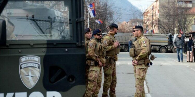 Zgjedhjet në Beograd, serbët e Kosovës u drejtohen kutive të votimit, KFOR në terren