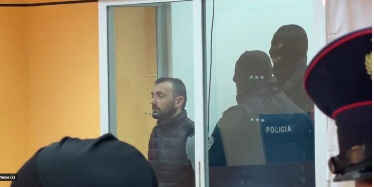 “Hape derën se të vrava”/ Vëzhguesi i ajrimit në Peqin: Si më kërcënoi Sokol Mjacaj