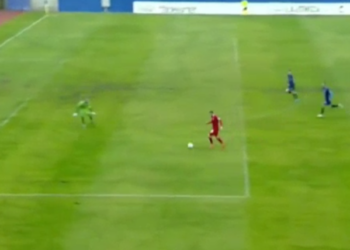 E pabesueshme/ Minuta e fundit, vetëm për vetëm me portierin, ja çfarë humb Murataj (VIDEO)