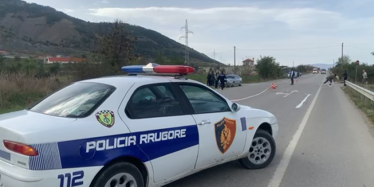 Aksident me dy të plagosur në aksin Korçë-Pogradec