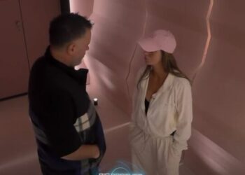 VIDEO/ Buci prek Santianën në pjesë intime. Po tani çfarë do ti thotë gruas?!